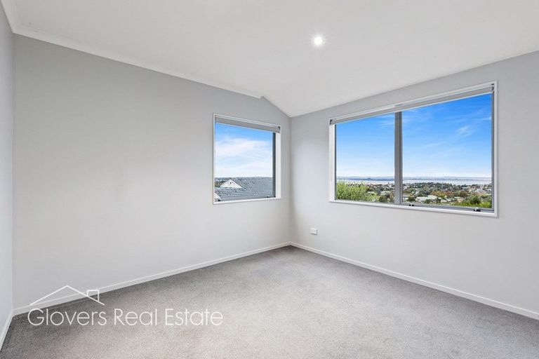 Photo of property in 6a Ava Avenue, Titirangi, Auckland, 0604