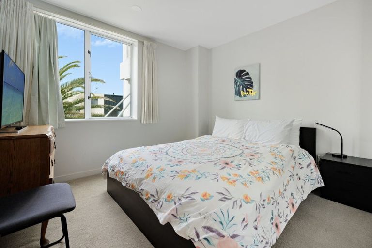 Photo of property in 10/12 Maunganui Road, Mount Maunganui, 3116