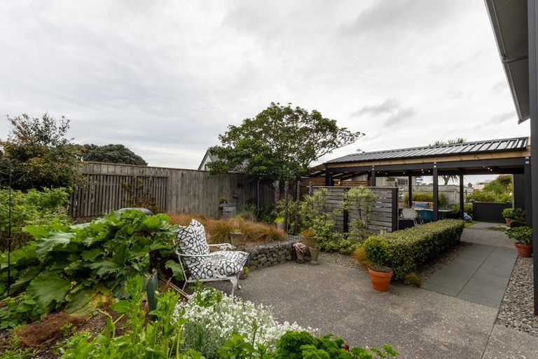 Photo of property in 79b Golf Road, Paraparaumu Beach, Paraparaumu, 5032