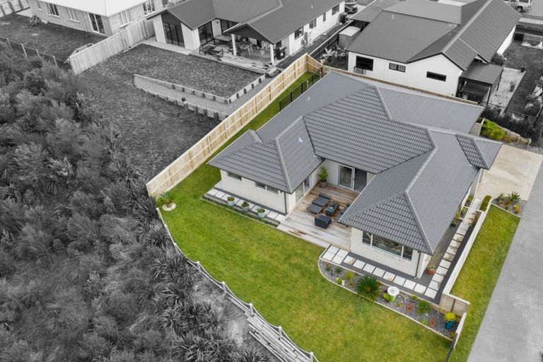 Photo of property in 26 Kiritiana Close, Pyes Pa, Tauranga, 3112