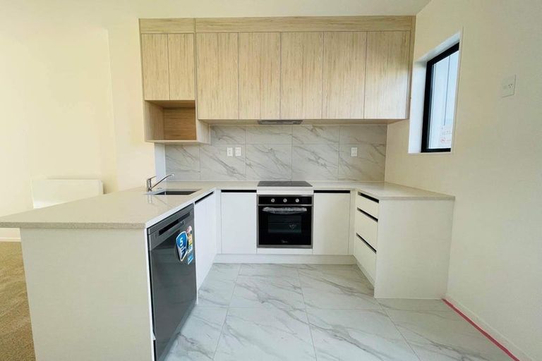 Photo of property in 11 Aumarire Lane, Favona, Auckland, 2024