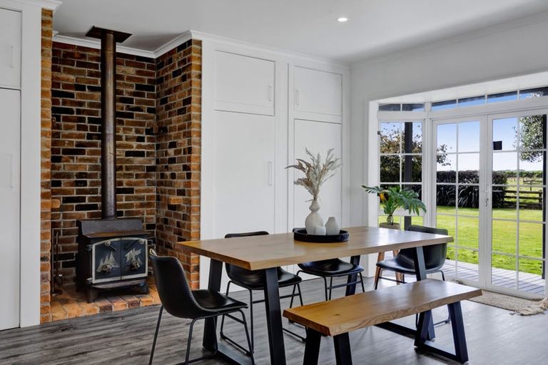 Photo of property in 14 Weld Street, Normanby, Hawera, 4614
