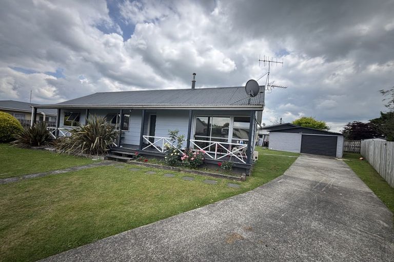 Photo of property in 5 Wairoa Place, Tokoroa, 3420