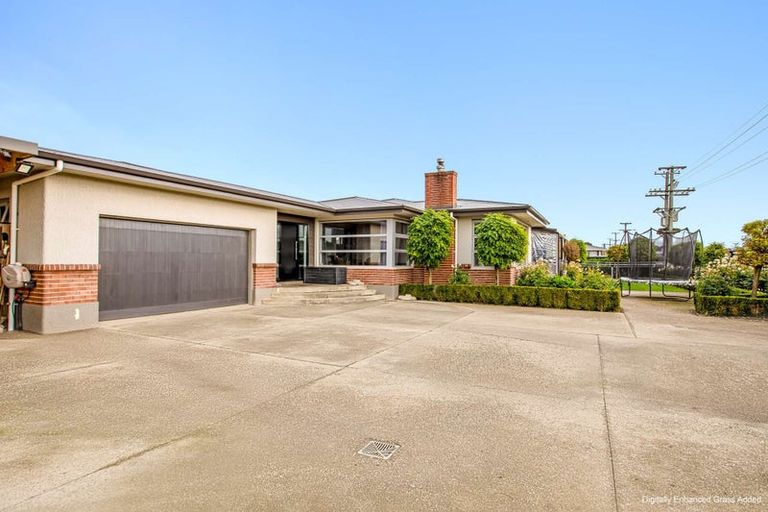 Photo of property in 12 Kitchener Street, Gore, 9710