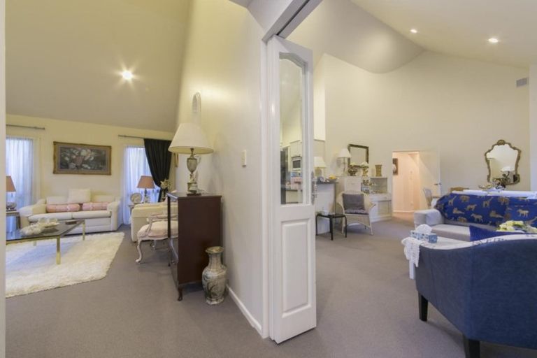 Photo of property in 37 Starlight Cove, Hobsonville, Auckland, 0618