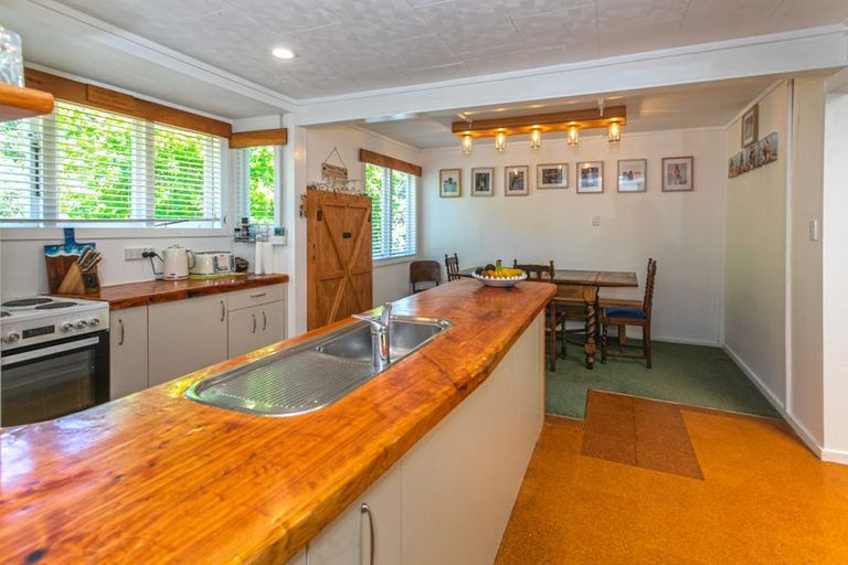 Photo of property in 15 Pohue Creek Road, Waiomu, Thames, 3575