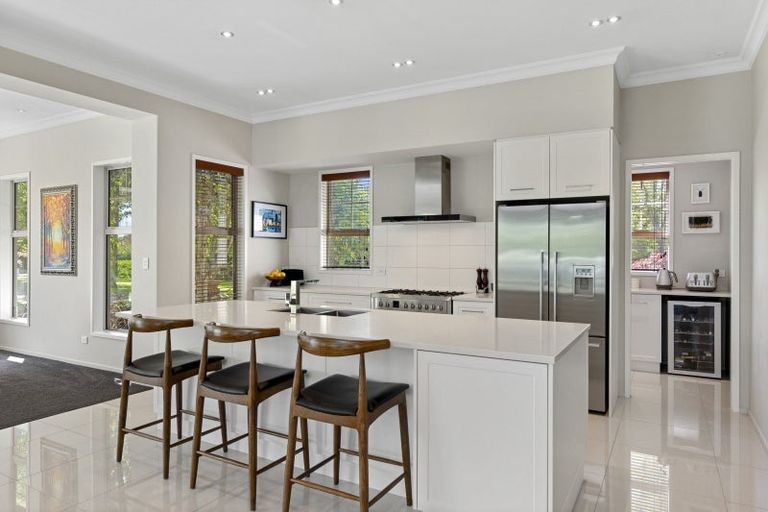 Photo of property in 7 Westall Lane, Avonhead, Christchurch, 8042