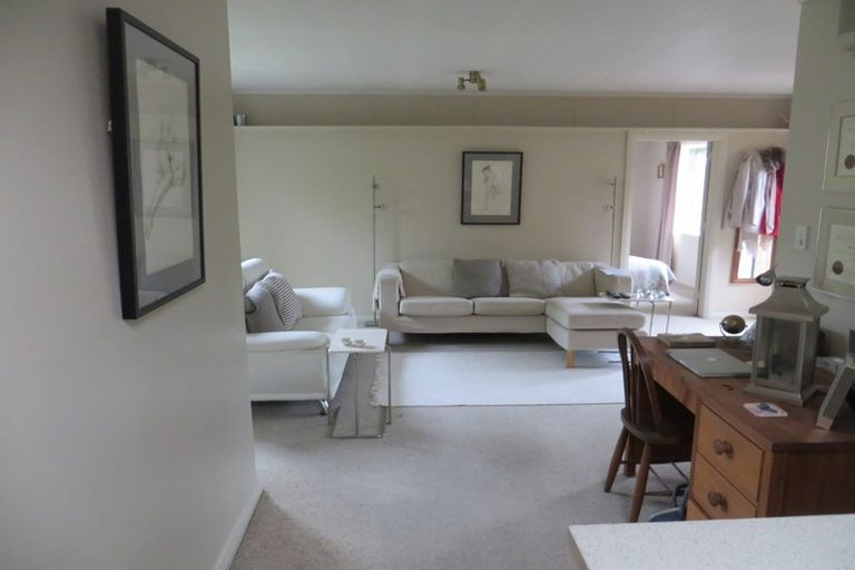 Photo of property in 207 Waimea Terrace, Beckenham, Christchurch, 8023