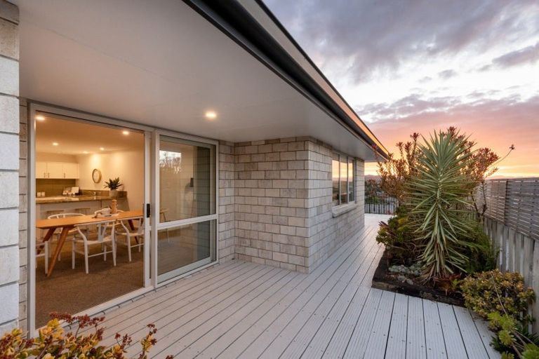 Photo of property in 25 Siemonek Rise, Bethlehem, Tauranga, 3110