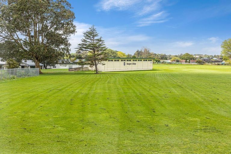 Photo of property in 52 Koro Lane, Mangere Bridge, Auckland, 2022