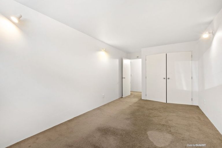 Photo of property in 10/5u Hopper Street, Mount Cook, Wellington, 6011