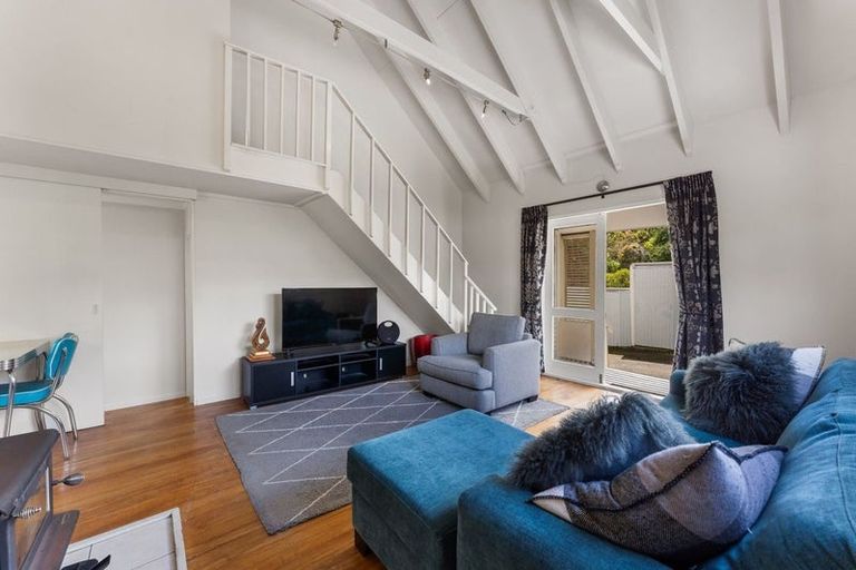 Photo of property in 5-7 Annabell Grove, Haywards, Lower Hutt, 5018