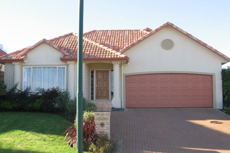 Photo of property in 4a Hendrika Court, Hobsonville, Auckland, 0618