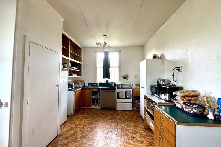 Photo of property in 25 Walter Street, Takapau, 4203