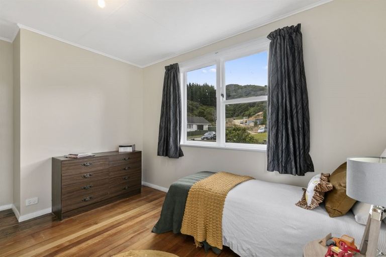 Photo of property in 24 Hamstead Street, Wainuiomata, Lower Hutt, 5014