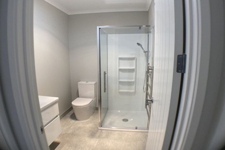 Photo of property in 35 Maraeariki Avenue, Orewa, 0931