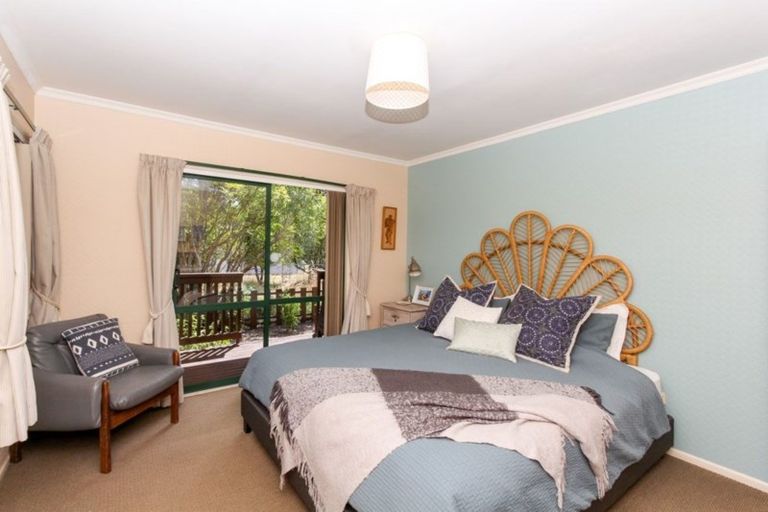 Photo of property in 537 Richmond Road, Lepperton, New Plymouth, 4373