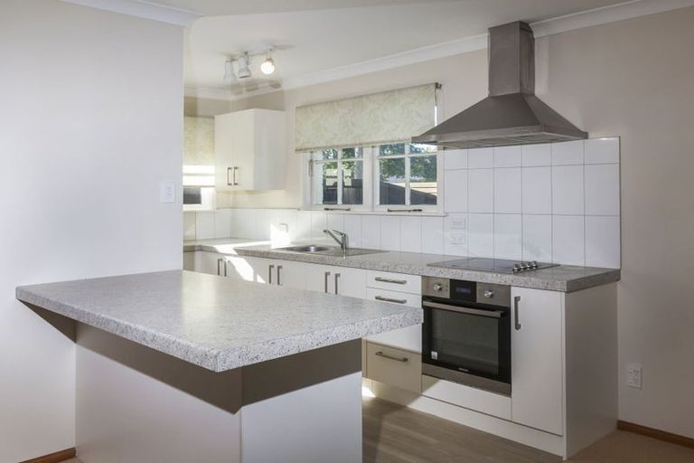 Photo of property in 306 Avonhead Road, Avonhead, Christchurch, 8042