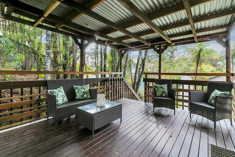 Photo of property in 5 Caram Place, Birkenhead, Auckland, 0626