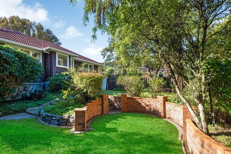 Photo of property in 2 Cleary Street, Waterloo, Lower Hutt, 5011