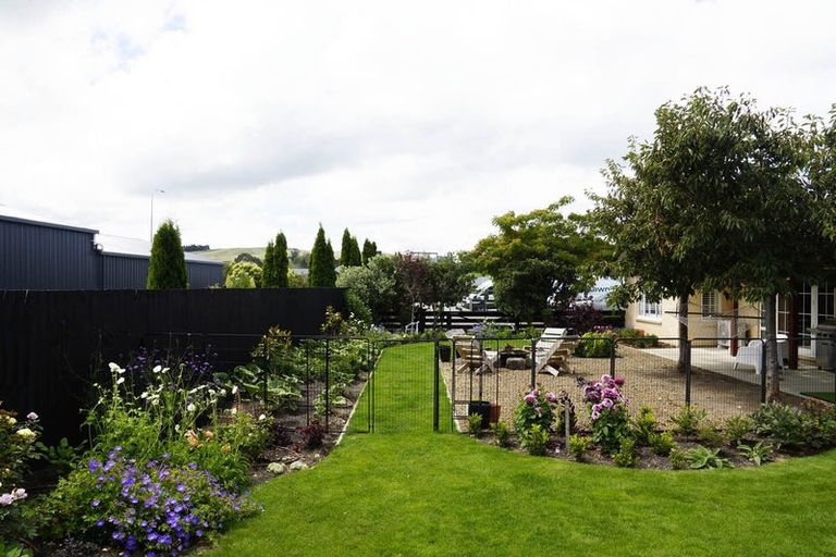 Photo of property in 15 Ormandy Court, Amberley, 7410