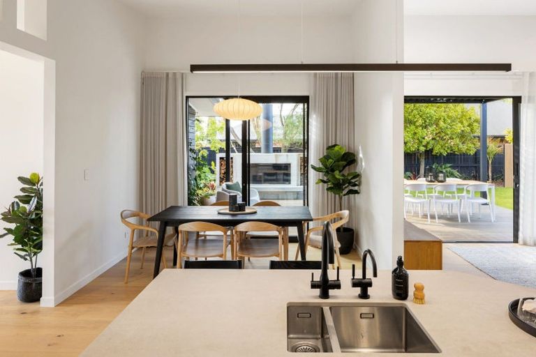 Photo of property in 13 Margrain Close, Huntington, Hamilton, 3210