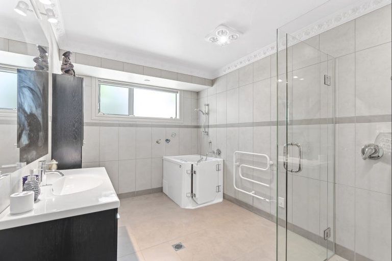 Photo of property in 71 Molyneux Avenue, Cromwell, 9310