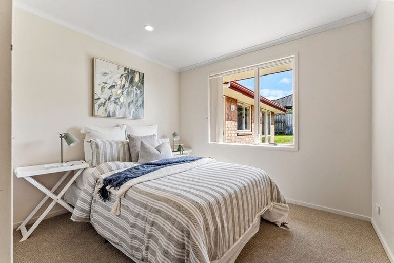 Photo of property in 44 Alec Craig Way, Gulf Harbour, Whangaparaoa, 0930