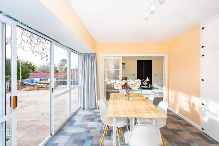 Photo of property in 121 Saint Martins Road, Saint Martins, Christchurch, 8022