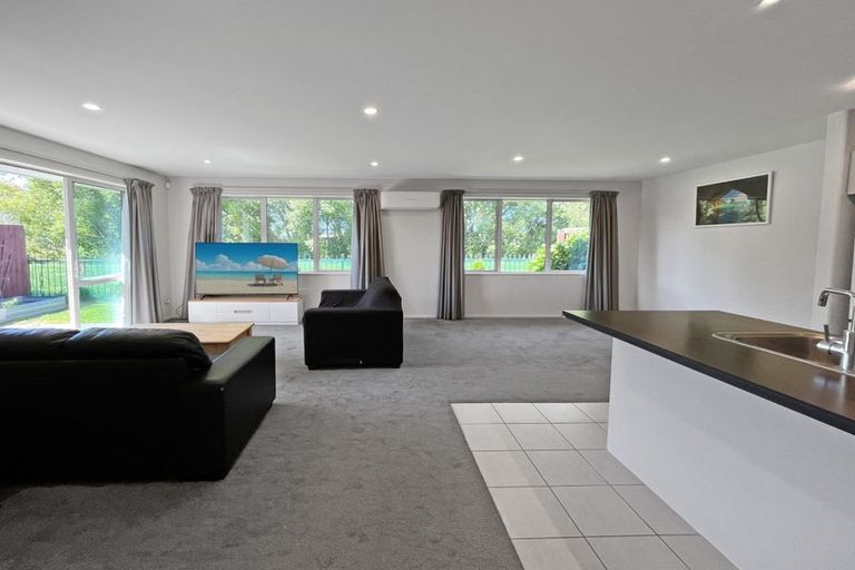 Photo of property in 18 Date Crescent, Aidanfield, Christchurch, 8025
