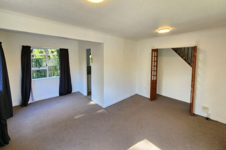 Photo of property in 10b Camden Street, Vogeltown, New Plymouth, 4310