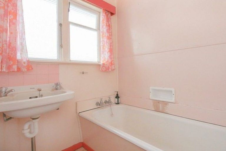 Photo of property in 53 Nottingham Avenue, Awapuni, Palmerston North, 4412