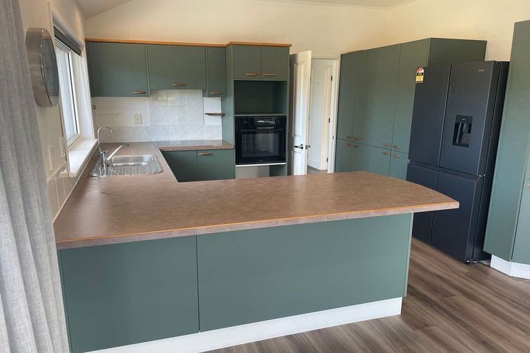 Photo of property in 2 Taranui Way, Paraparaumu Beach, Paraparaumu, 5032