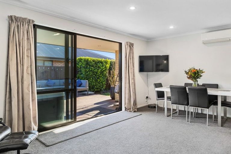 Photo of property in 47 Factory Road, Belfast, Christchurch, 8051