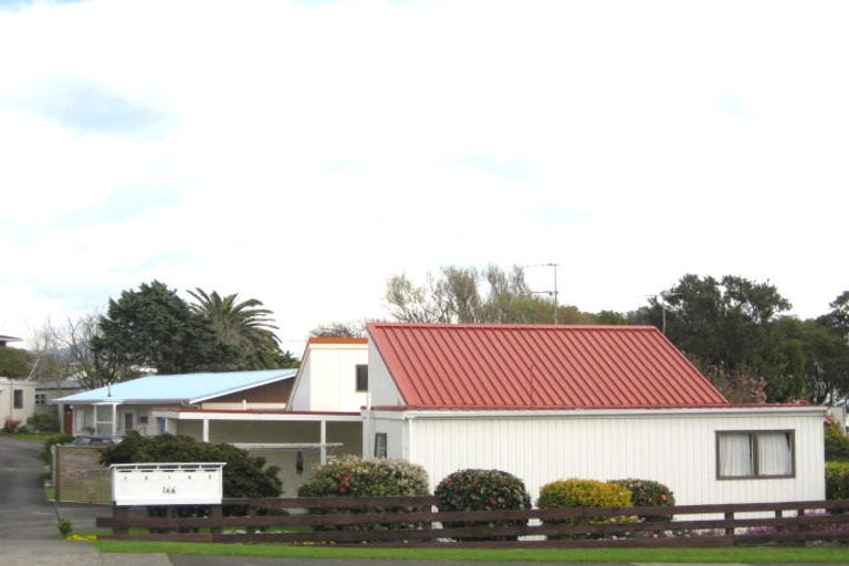 Photo of property in 5/166 Ngamotu Road, Spotswood, New Plymouth, 4310