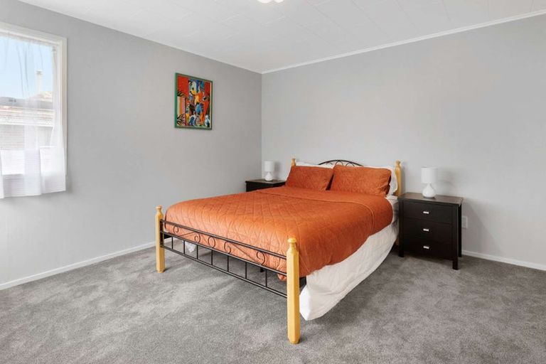 Photo of property in 20 Leslie Avenue, Western Heights, Rotorua, 3015