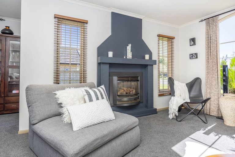 Photo of property in 11 Gavin Heights, Rototuna, Hamilton, 3210