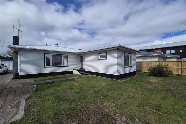 Photo of property in 34 Cameron Road, Hamilton East, Hamilton, 3216