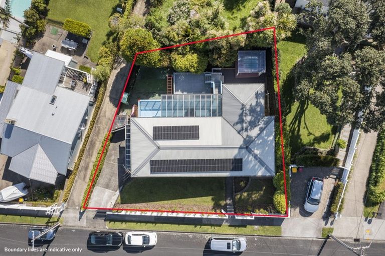 Photo of property in 47 Huka Road, Birkenhead, Auckland, 0626