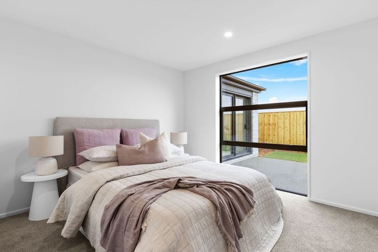 Photo of property in 26 Ellmers Street, Woodend, 7691