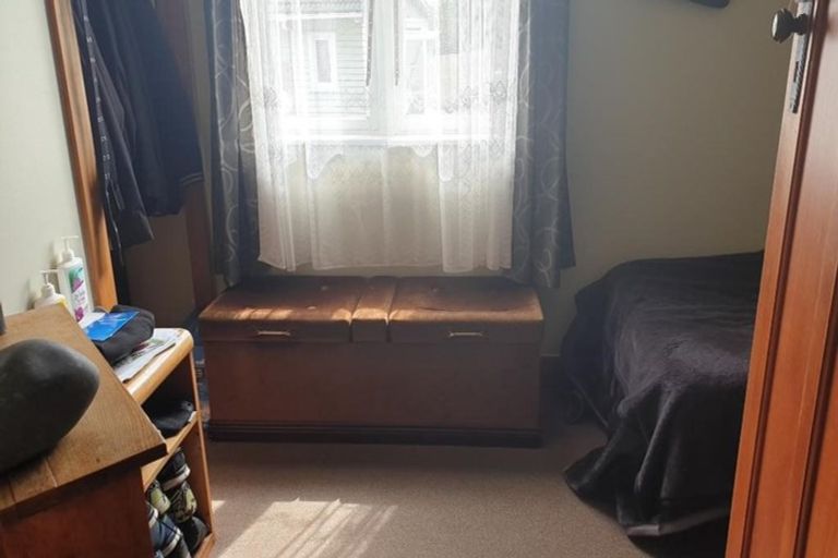 Photo of property in 115 Woodglen Road, Glen Eden, Auckland, 0602
