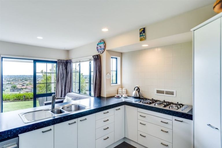 Photo of property in 39 Cumberland Rise, Taradale, Napier, 4112