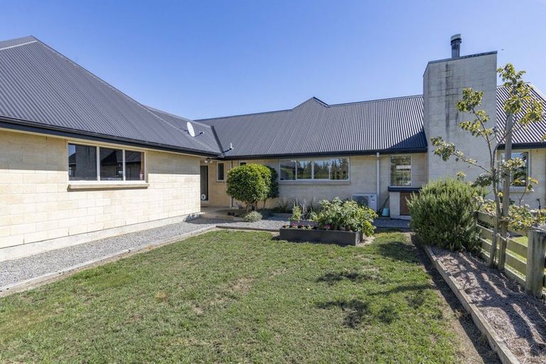 Photo of property in 178 School Road, West Eyreton, Rangiora, 7475