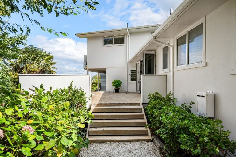Photo of property in 33 Simla Terrace, Hospital Hill, Napier, 4110
