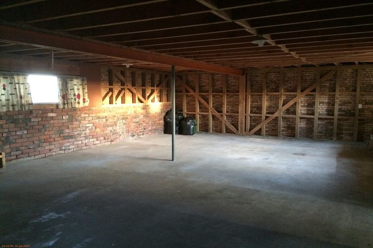 Photo of property in 432 Don Buck Road, Massey, Auckland, 0614