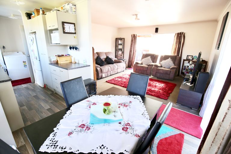 Photo of property in 98b Riverview Road, Huntly, 3700