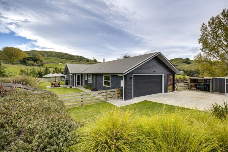 Photo of property in 66 Avery Road, Eskdale, Napier, 4182