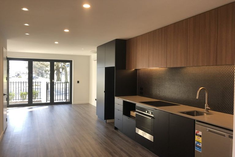 Photo of property in 7/214 Hereford Street, Christchurch Central, Christchurch, 8011