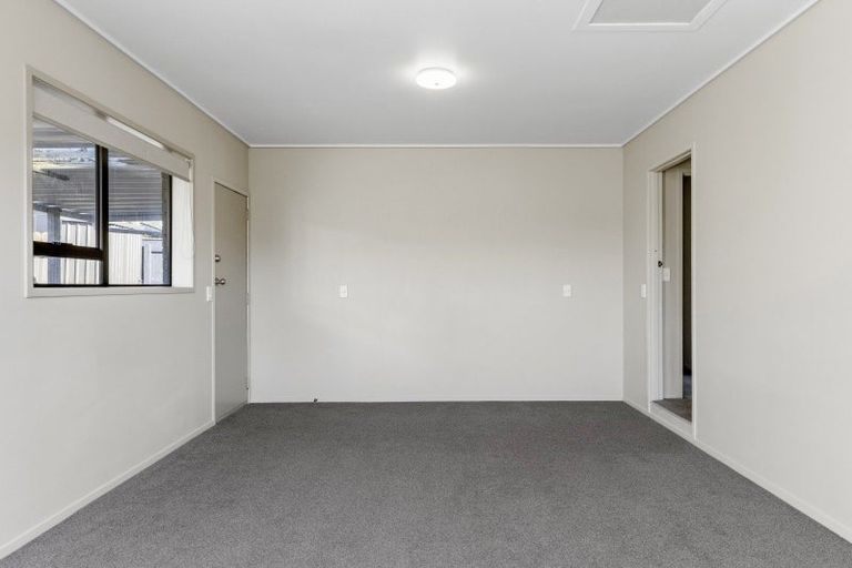 Photo of property in 7 Kathleen Place, Rainbow Point, Taupo, 3330