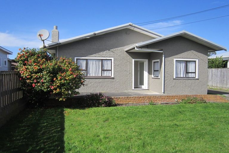 Photo of property in 76 Manuka Street, Castlecliff, Whanganui, 4501